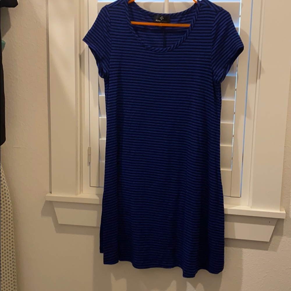 Striped cap sleeve dress